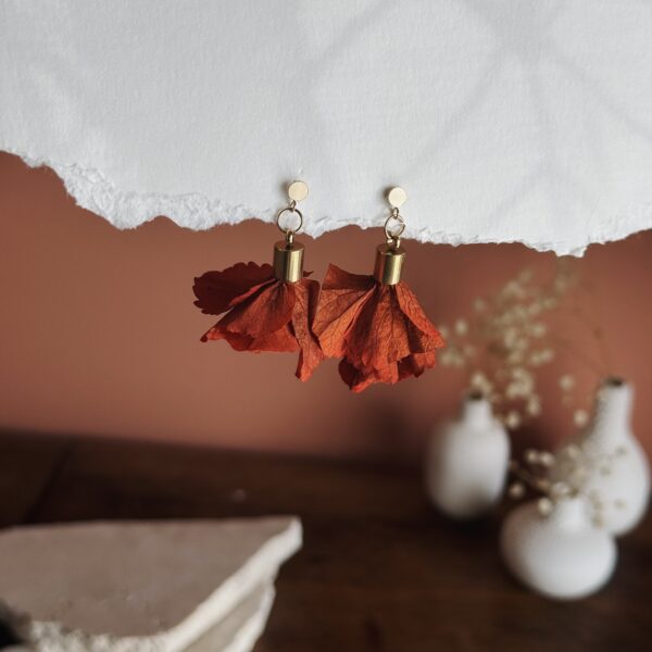Boucles d’oreilles “Les Jupettes” – Pampilles florales – Image 5