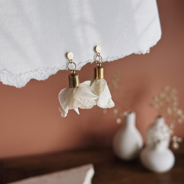 Boucles d’oreilles “Les Jupettes” – Pampilles florales – Image 6