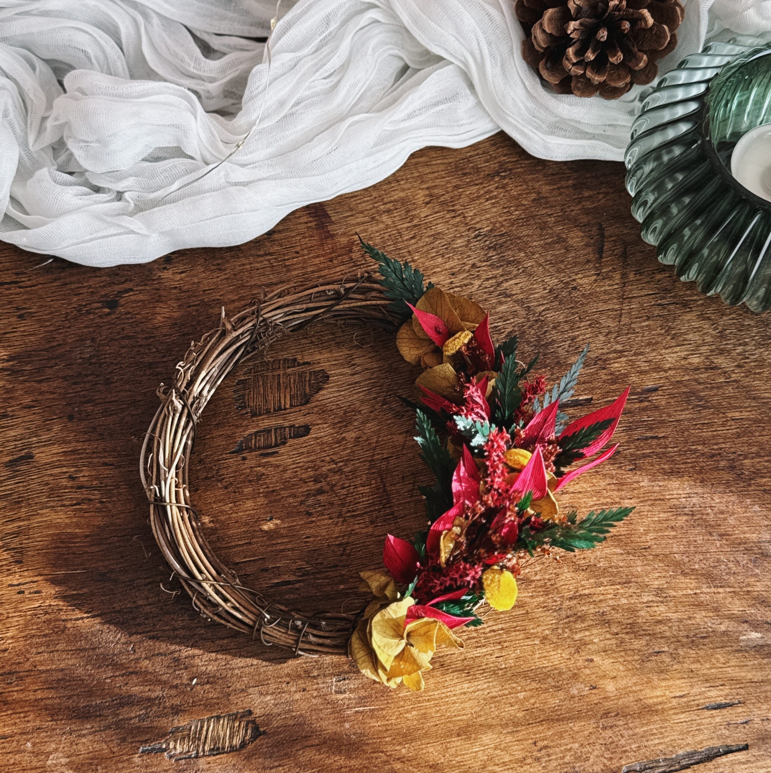 Éclat de Vigne — Couronne florale vive & lumineuse – Image 5