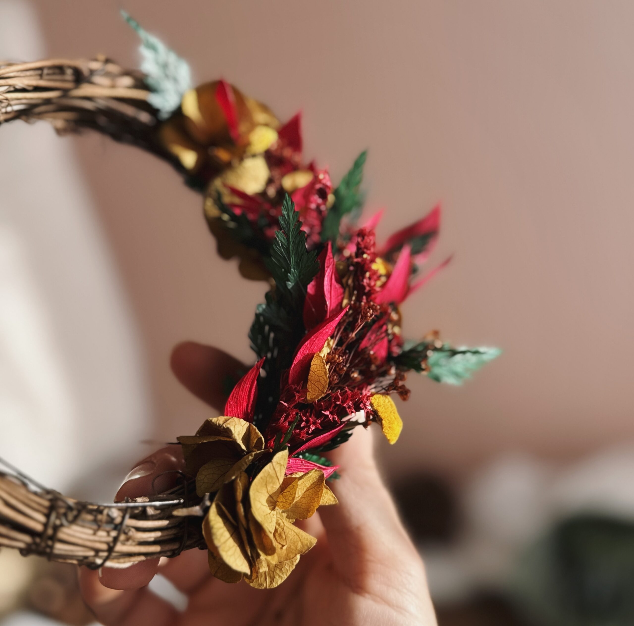 Éclat de Vigne — Couronne florale vive & lumineuse – Image 6