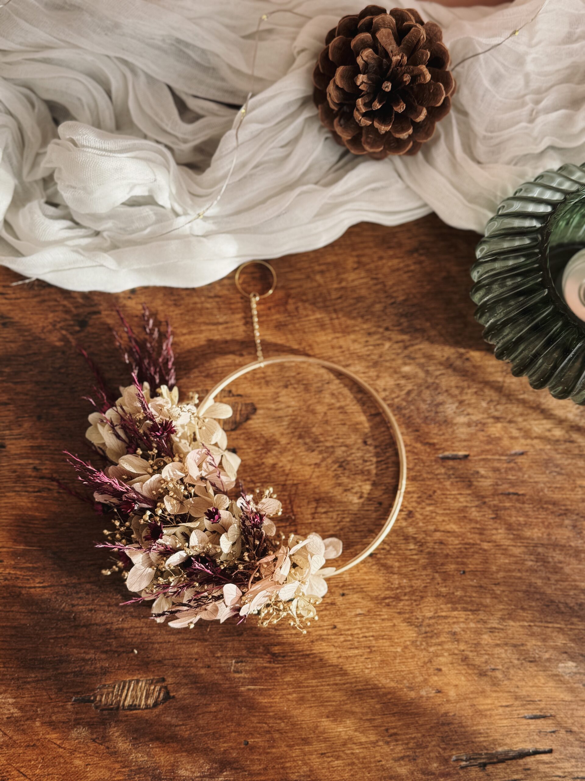 Rosalia — Couronne murale rose, prune & doré – Image 7