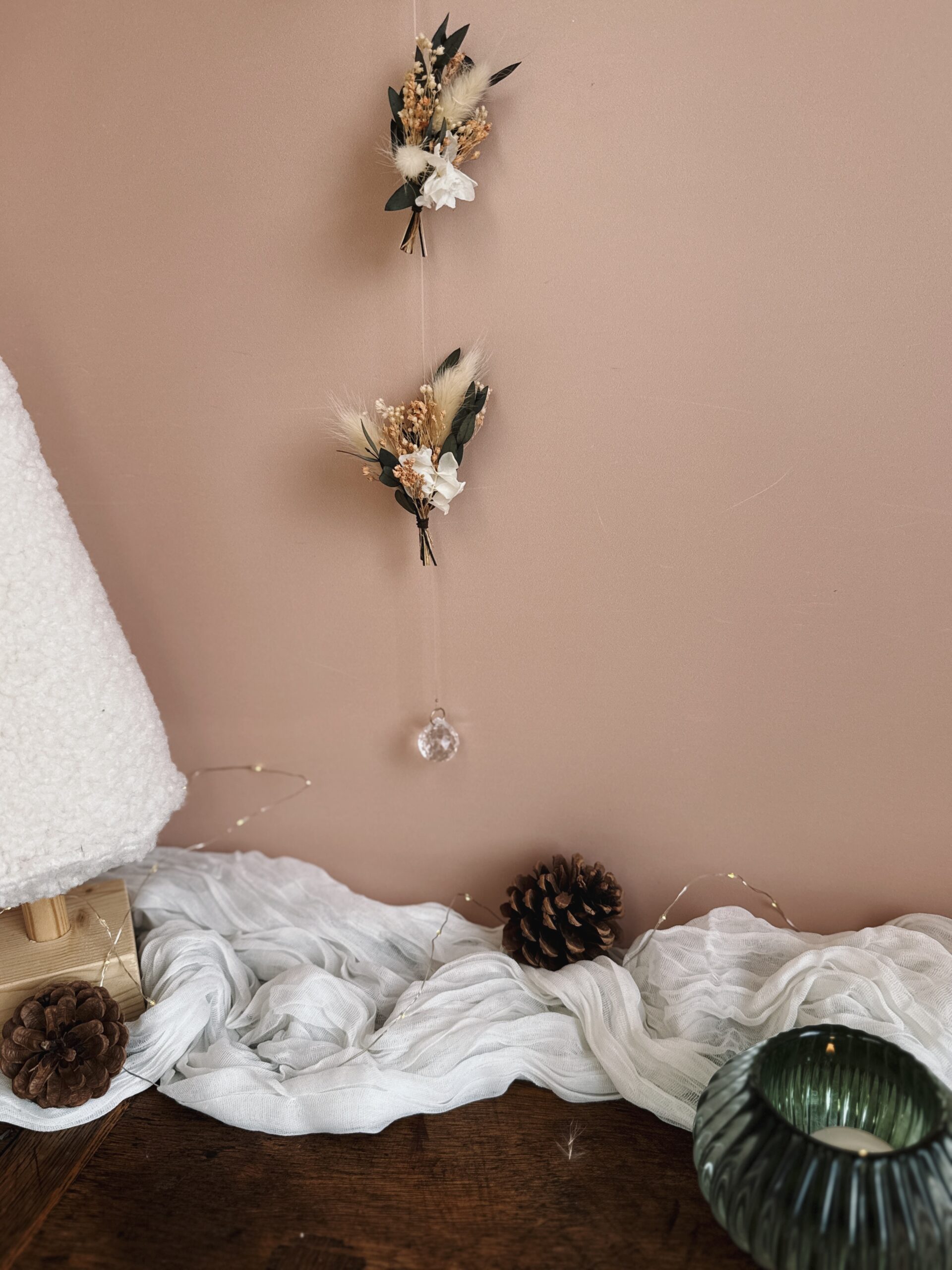 Rêve Suspendu — Guirlande verticale fleurs séchées et suncatcher – Image 4